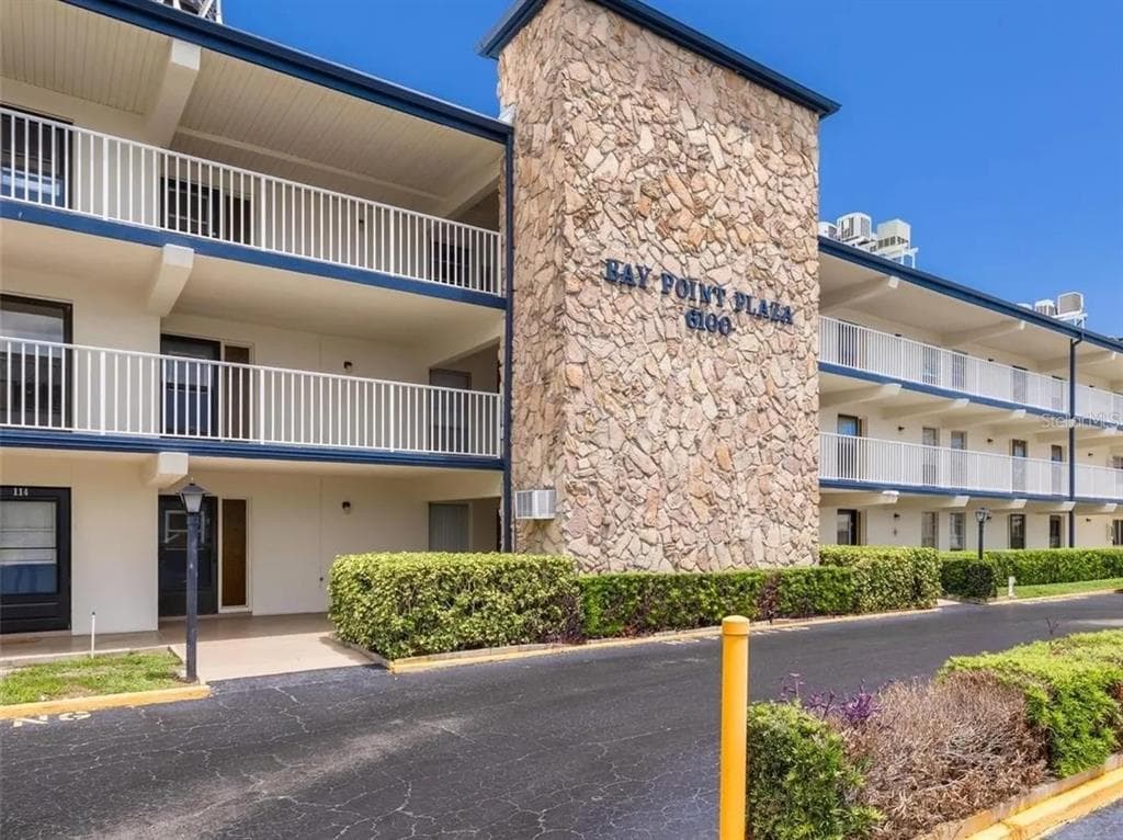 6100 12TH STREET S UNIT 107