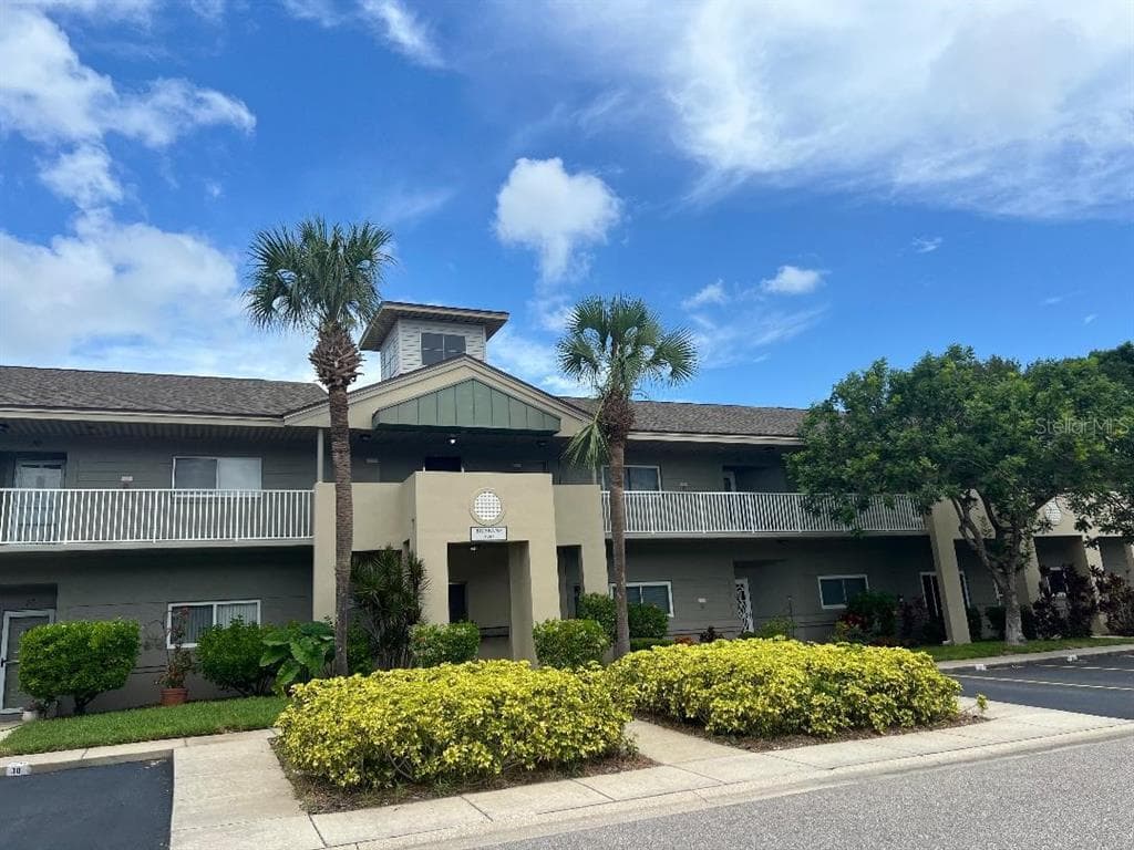 2294 BELGIAN LANE UNIT 14 CLEARWATER, FL 33763