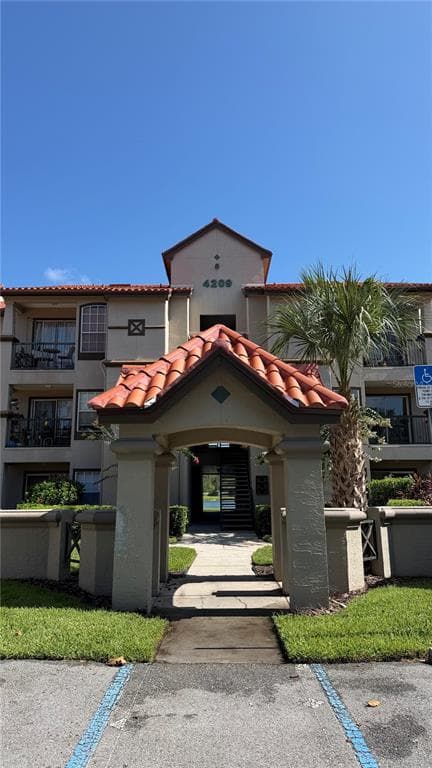 4209 WOODSTORKS WALK WAY UNIT 209 LUTZ, FL 33558
