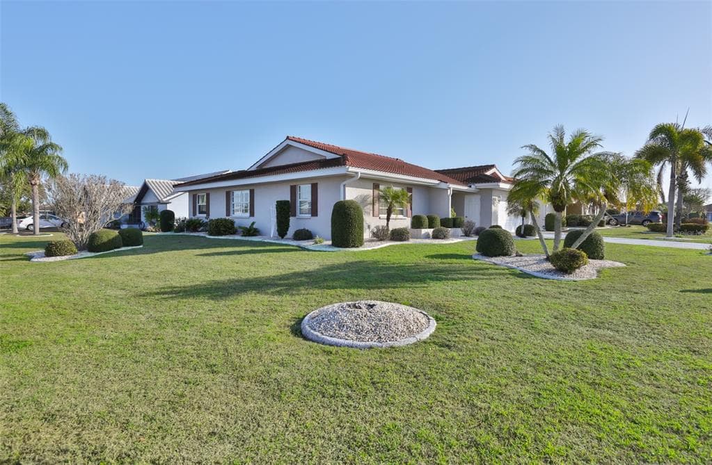 1809 GRANVILLE LANE SUN CITY CENTER, FL 33573