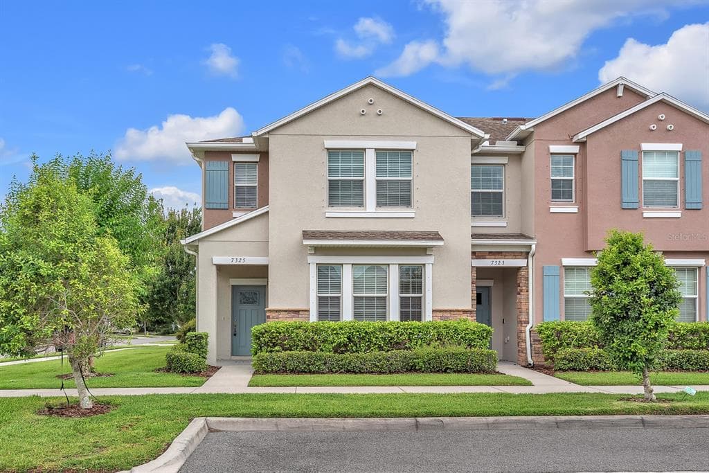7325 PARKSHORE DRIVE APOLLO BEACH, FL 33572