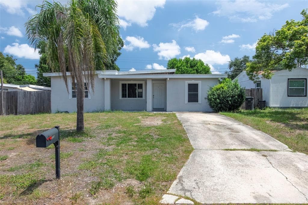 5255 45TH AVENUE N ST PETERSBURG, FL 33709
