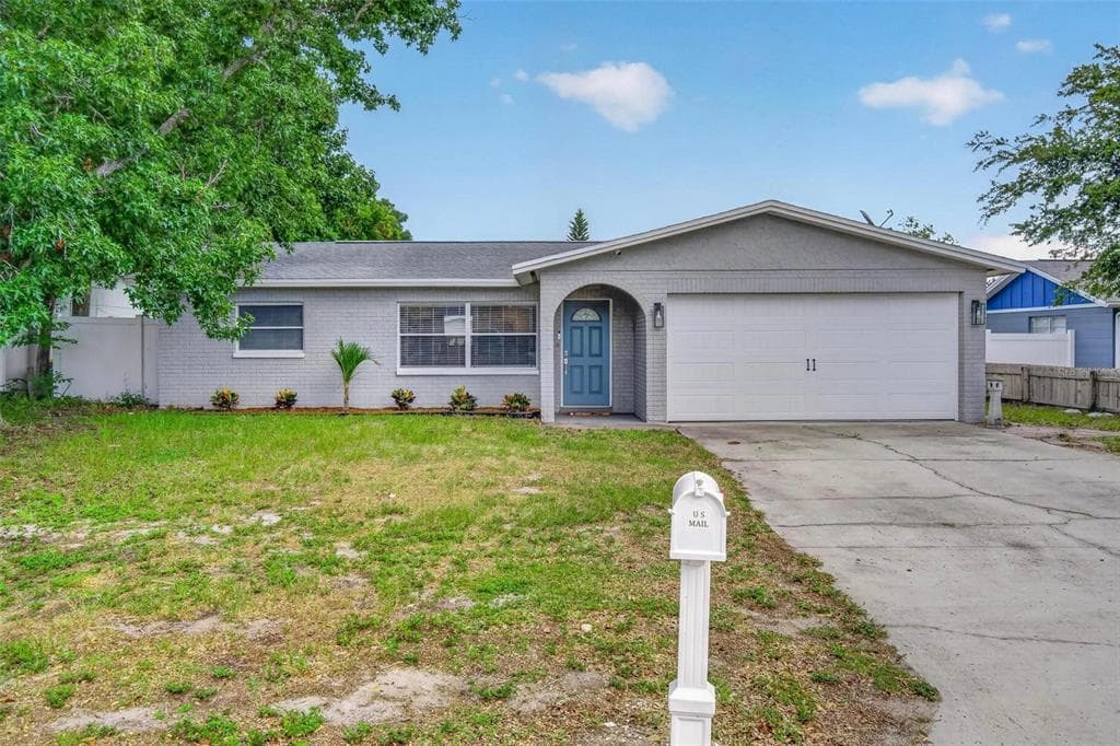 3113 PALM COURT DUNEDIN, FL 34698