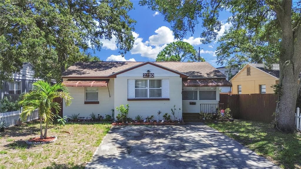 2730 EDWARDS AVENUE S ST PETERSBURG, FL 33705