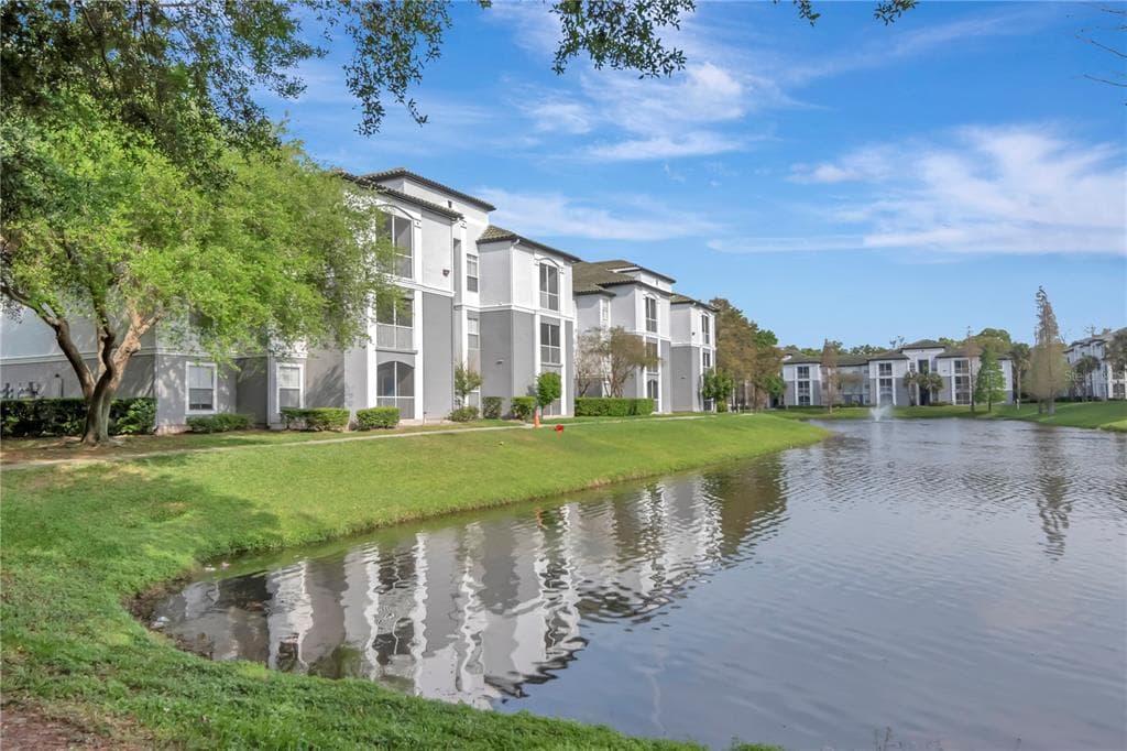 5713 LEGACY CRESCENT PLACE UNIT 101