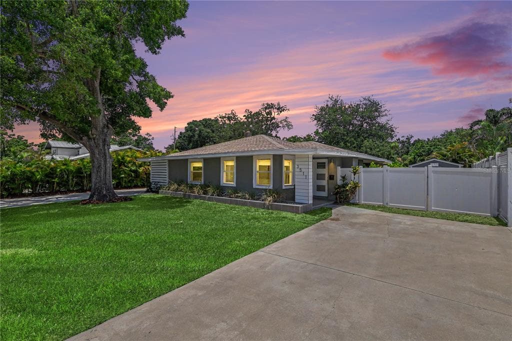 3511 W AZEELE STREET TAMPA, FL 33609