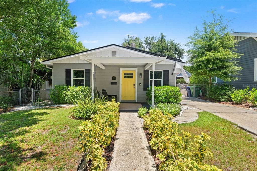 315 W LAMBRIGHT STREET TAMPA, FL 33604