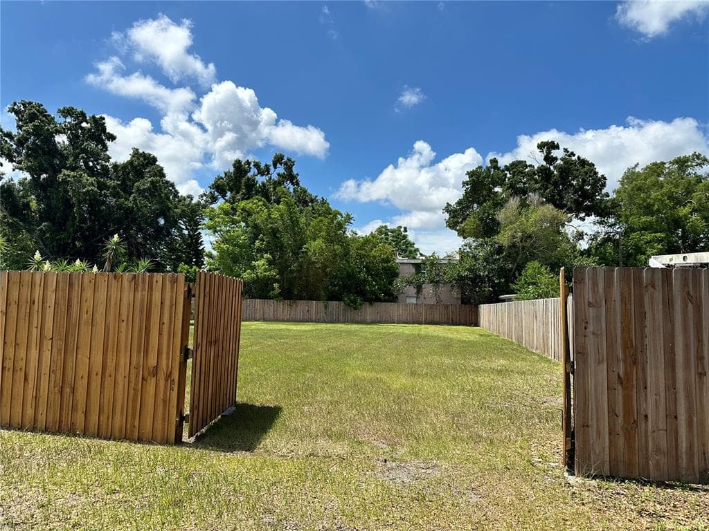 13TH AVENUE N ST PETERSBURG, FL 33713