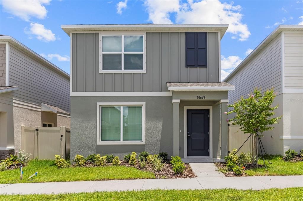 10624 SAGE CANYON DRIVE