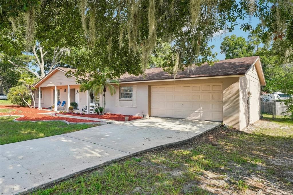 3777 PARKWAY BOULEVARD LAND O LAKES, FL 34639