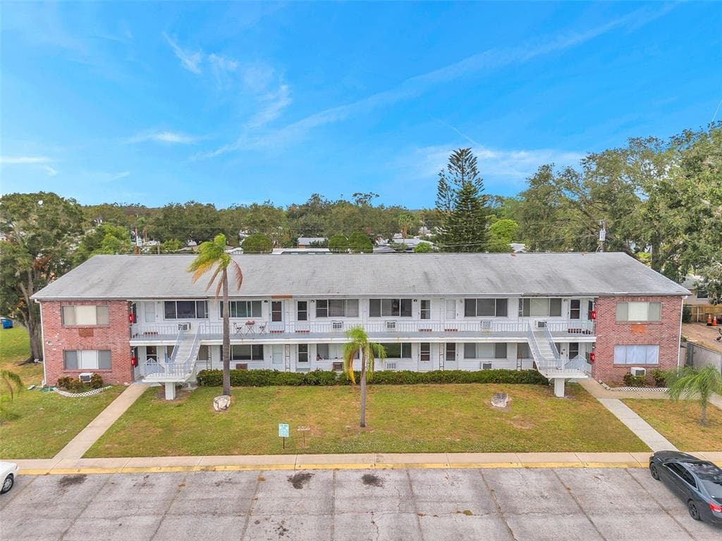 2366 SHELLEY STREET UNIT 10