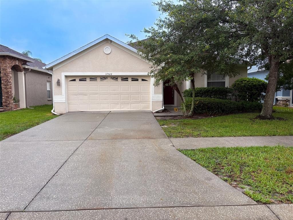 3922 WASHBURN PLACE WESLEY CHAPEL, FL 33543