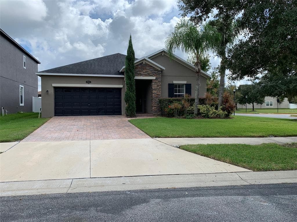 19335 PADDOCK VIEW DRIVE TAMPA, FL 33647