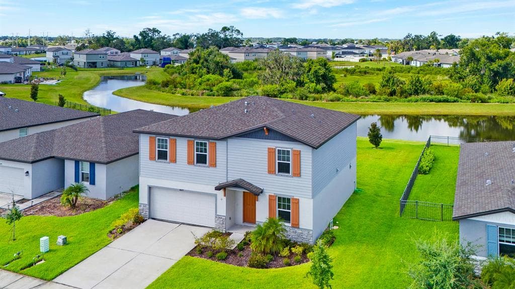 10025 DAYBREAK GLEN PARRISH, FL 34219