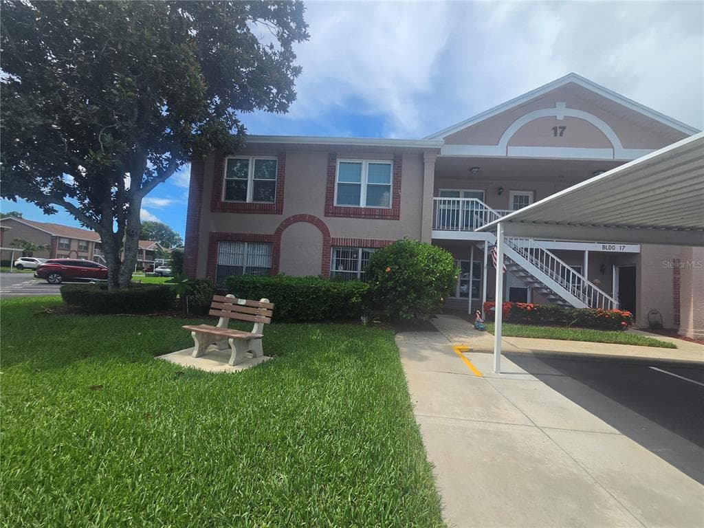 6433 TINA DRIVE UNIT 11 NEW PORT RICHEY, FL 34653