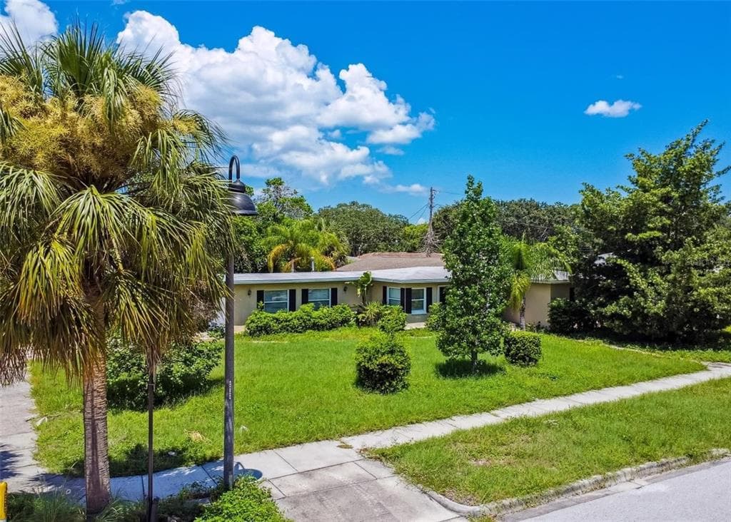 210 BAKER AVENUE CLEARWATER, FL 33755