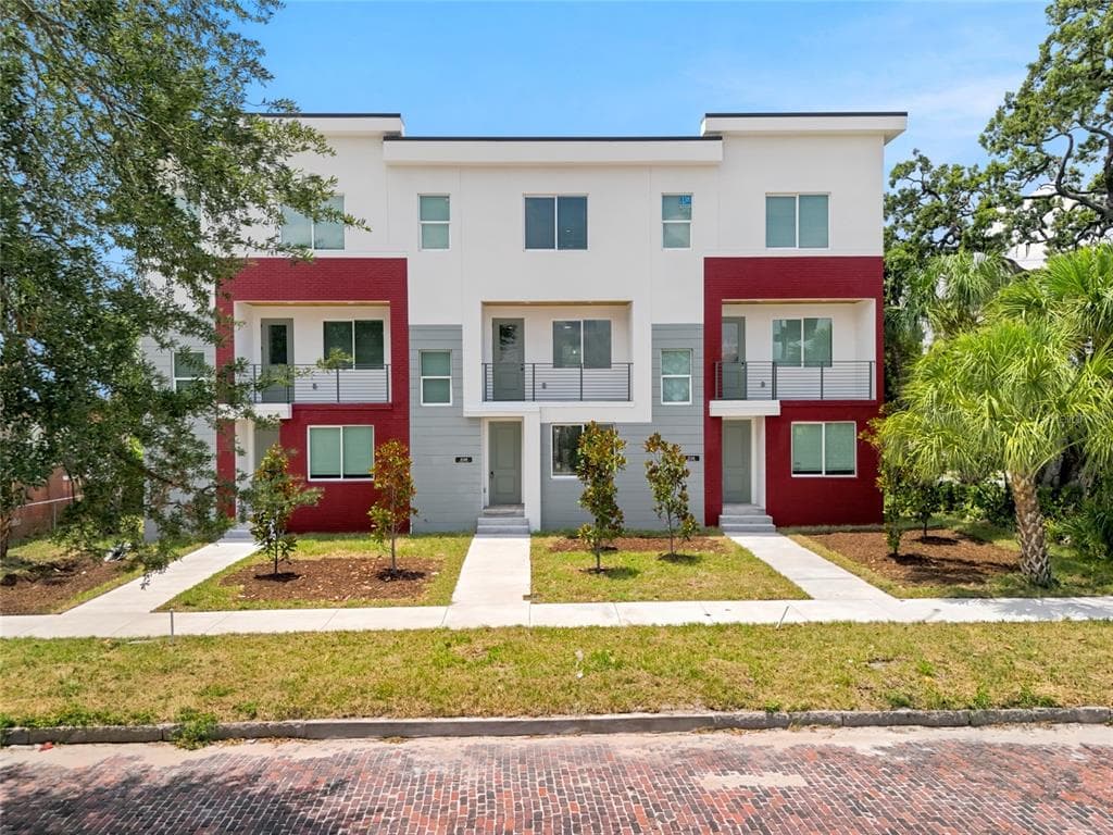 2138 W NASSAU STREET UNIT 2 TAMPA, FL 33607