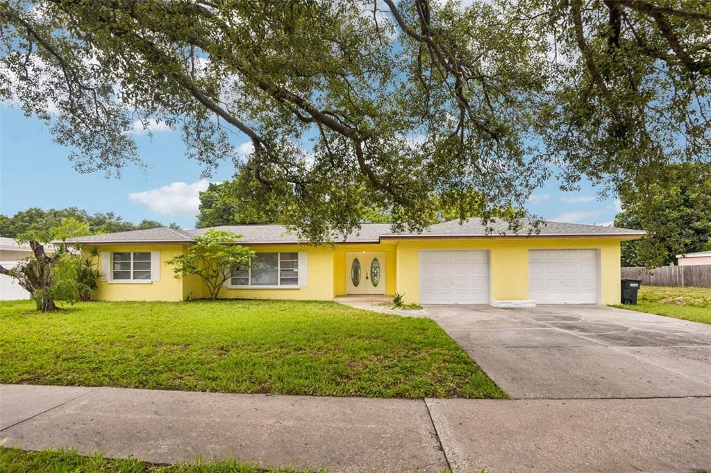 104 S HERCULES AVENUE CLEARWATER, FL 33765