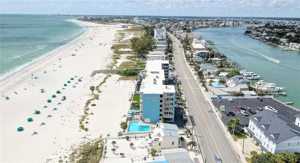 9980 GULF BOULEVARD UNIT 522