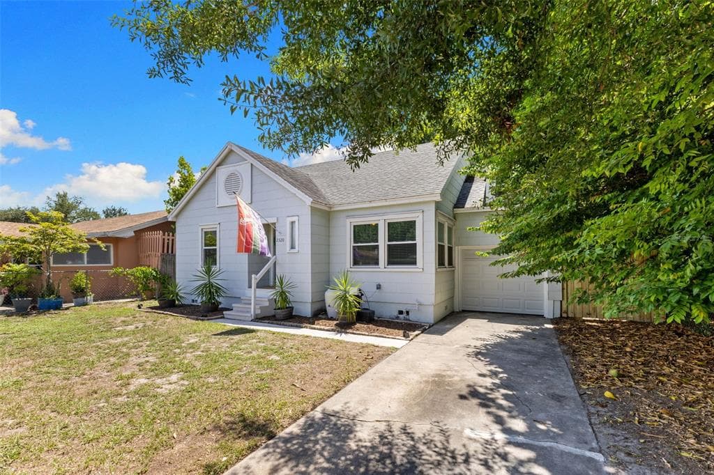 2320 16TH STREET N ST PETERSBURG, FL 33704