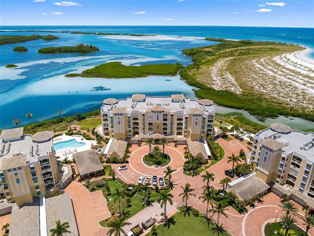 795 COLLANY ROAD UNIT 204