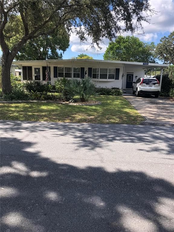 7545 FIRST CIRCLE DRIVE BROOKSVILLE, FL 34613