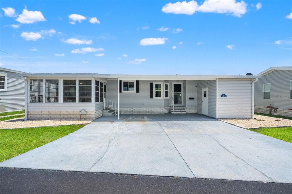 116 MOUNT ISLE AVENUE NE UNIT 116