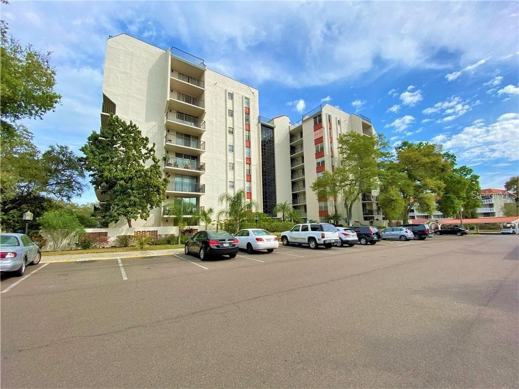 2699 SEVILLE BOULEVARD UNIT 701 CLEARWATER, FL 33764