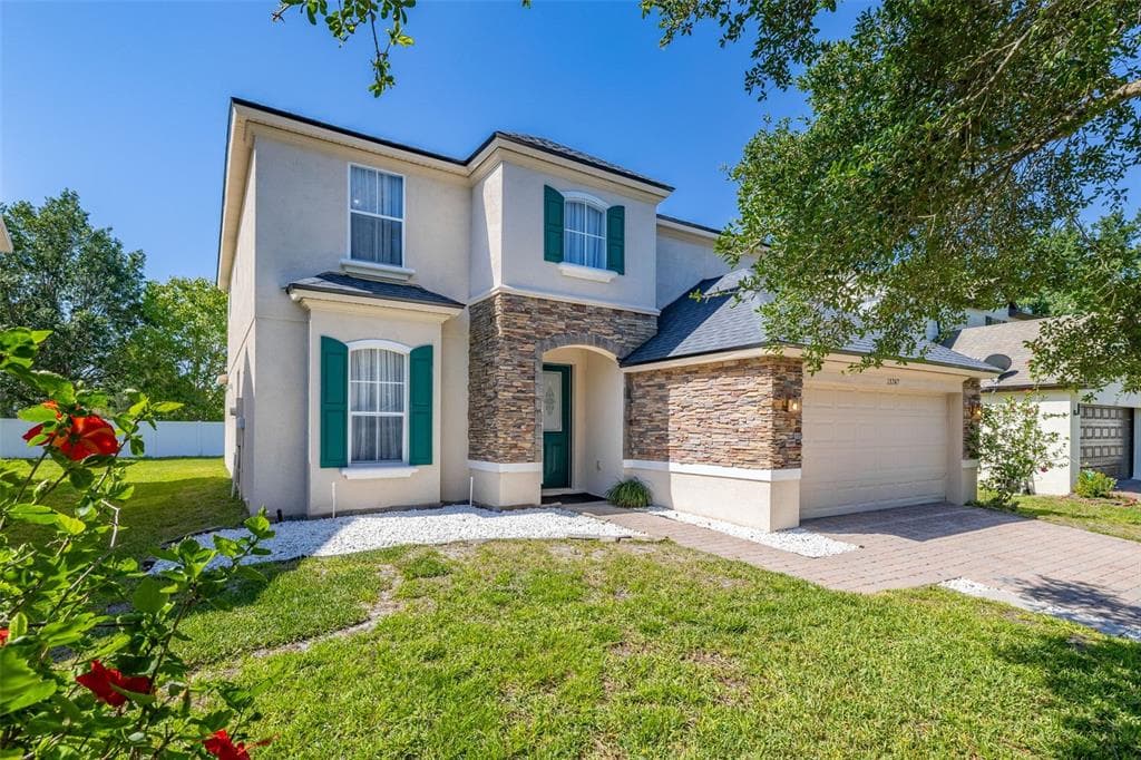 13247 HATHERTON CIRCLE ORLANDO, FL 32832