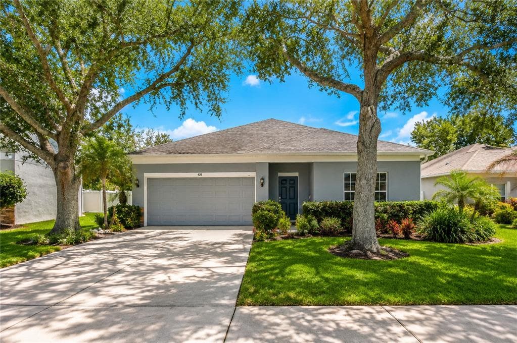 426 SUMMERLYN DRIVE VALRICO, FL 33594