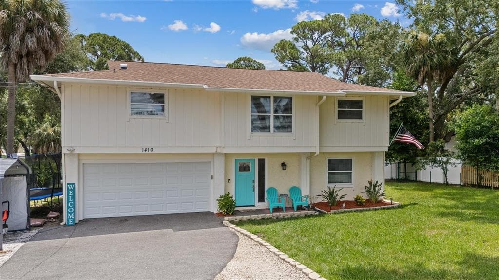 1410 RIVERSIDE DRIVE TARPON SPRINGS, FL 34689