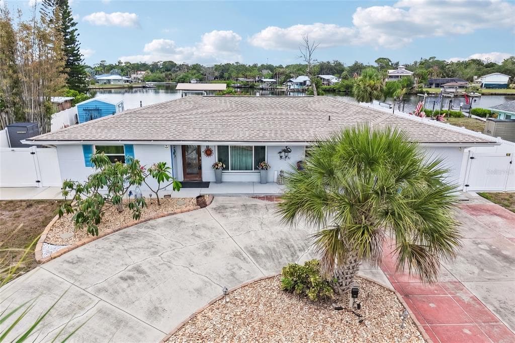 806 BLUE HERON BOULEVARD
