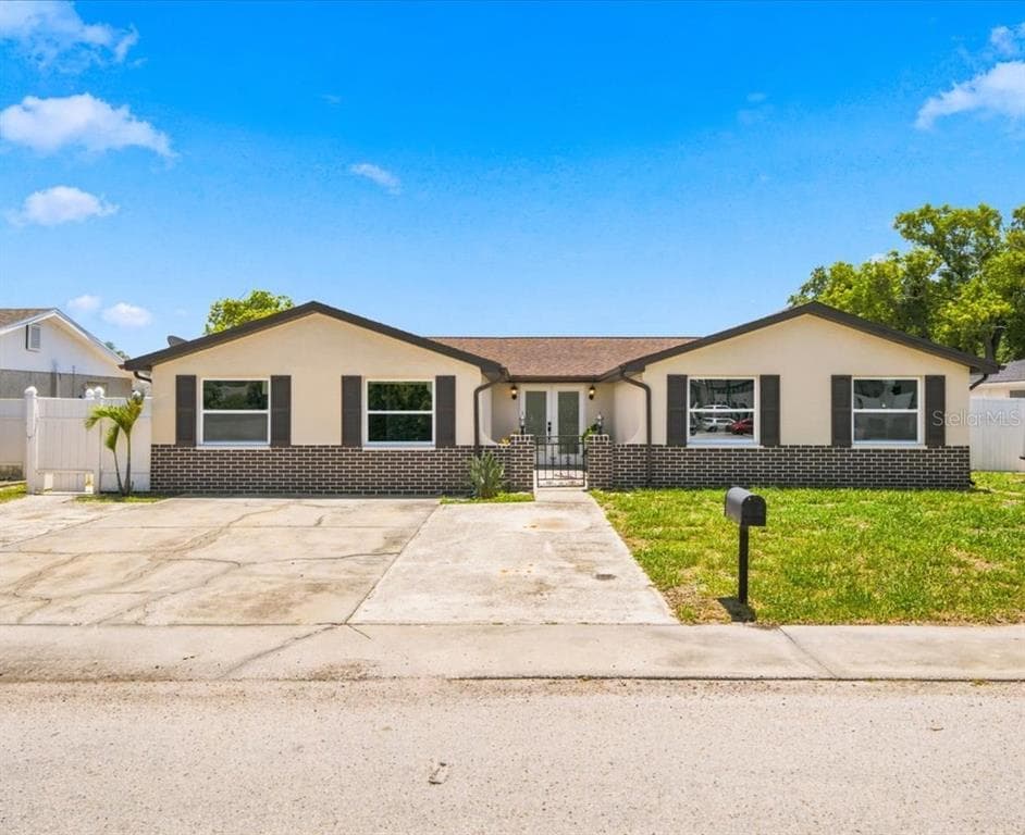 6224 KELLER DRIVE PORT RICHEY, FL 34668