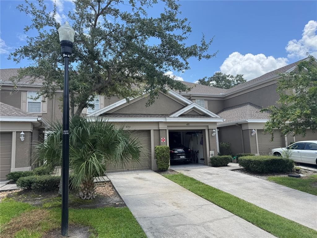 4133 KEY THATCH DRIVE TAMPA, FL 33610