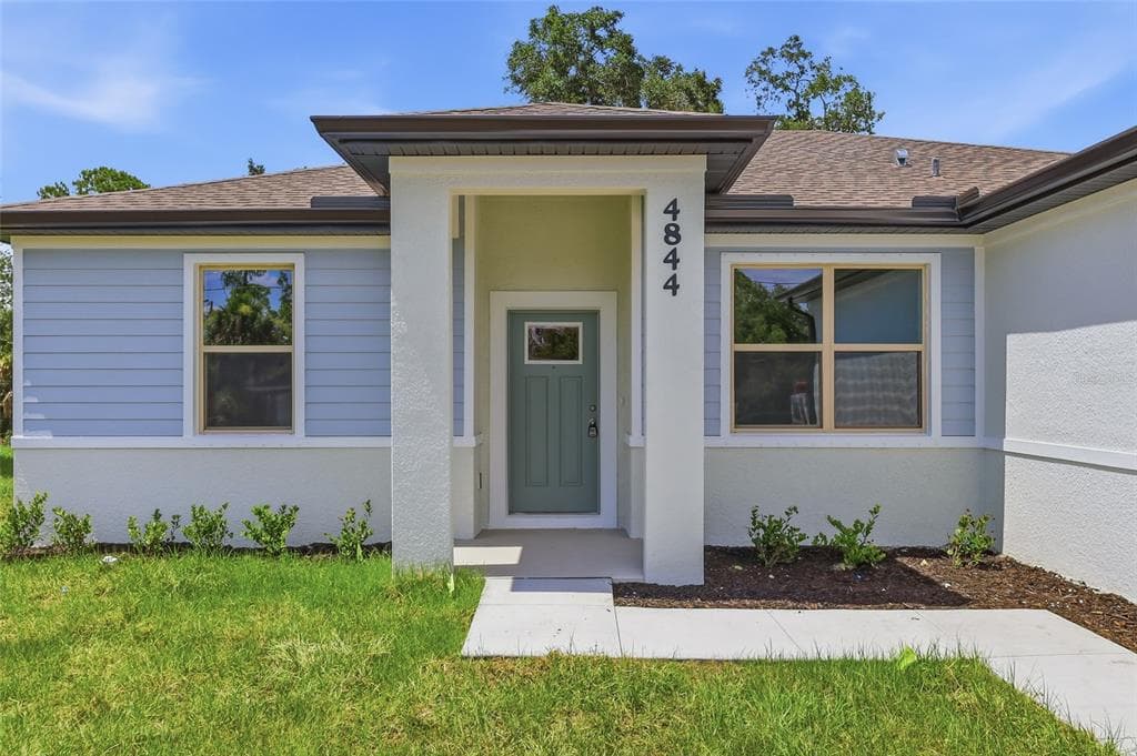 4844 FLINT DRIVE NORTH PORT, FL 34288