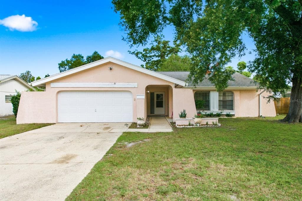 3916 LAKE ST GEORGE DRIVE PALM HARBOR, FL 34684
