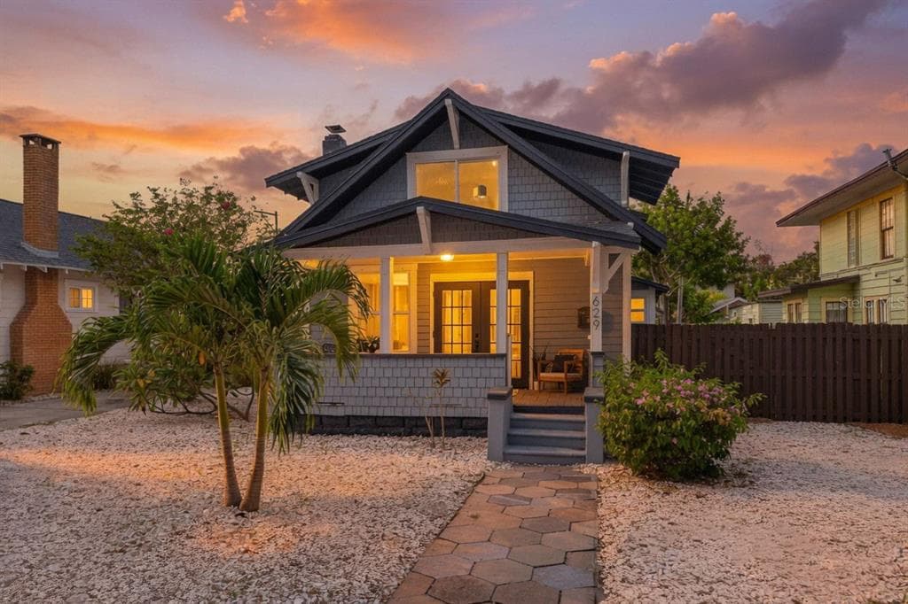 629 6TH AVENUE N ST PETERSBURG, FL 33701