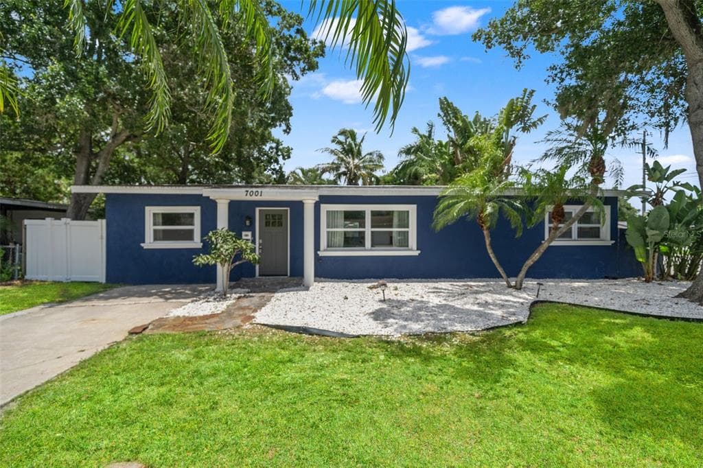 7001 52ND LANE N PINELLAS PARK, FL 33781
