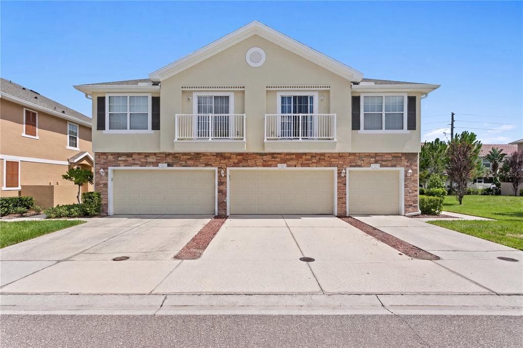 605 52ND AVENUE N ST PETERSBURG, FL 33703