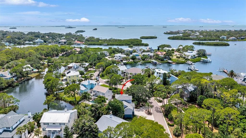 760 SOUNDVIEW DRIVE PALM HARBOR, FL 34683
