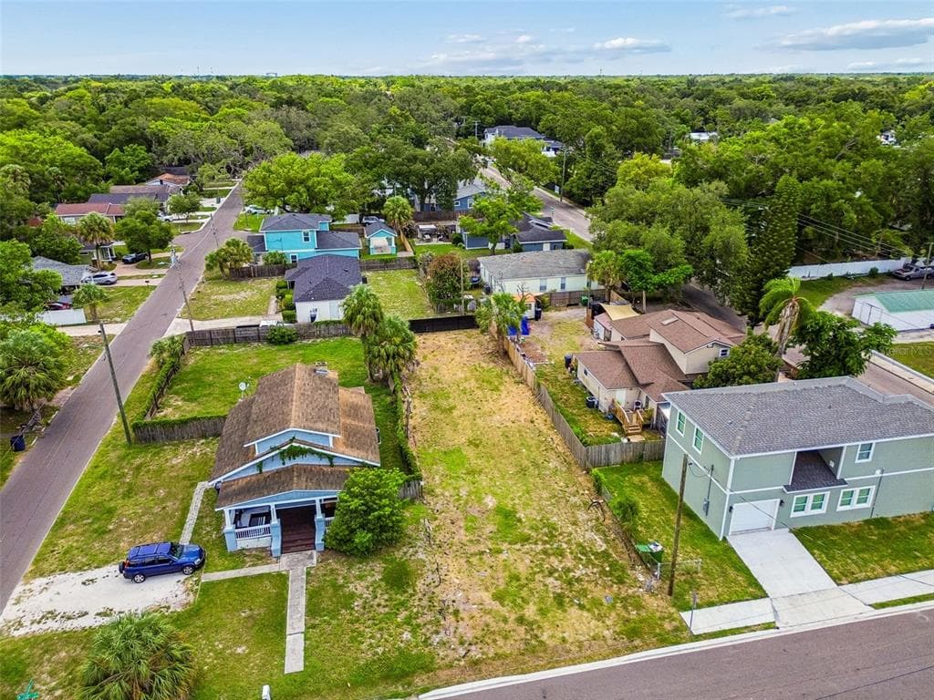 4805 N 10TH STREET TAMPA, FL 33603
