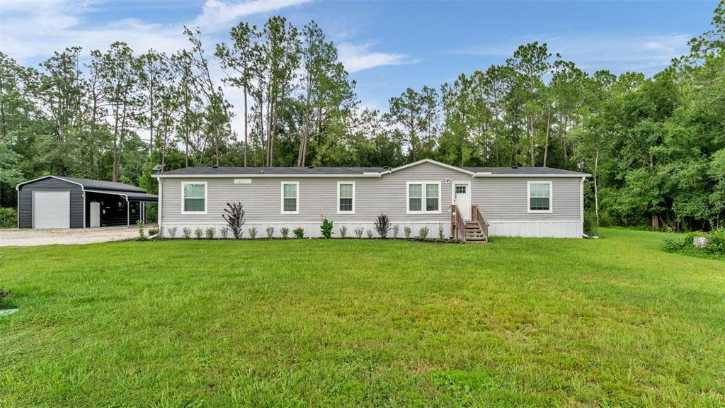 12615 OLD DADE CITY ROAD KATHLEEN, FL 33849
