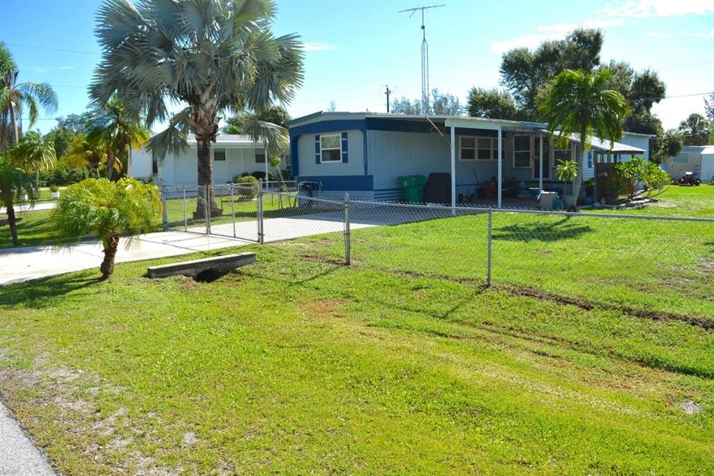 15266 CIRCLE DRIVE PUNTA GORDA, FL 33955