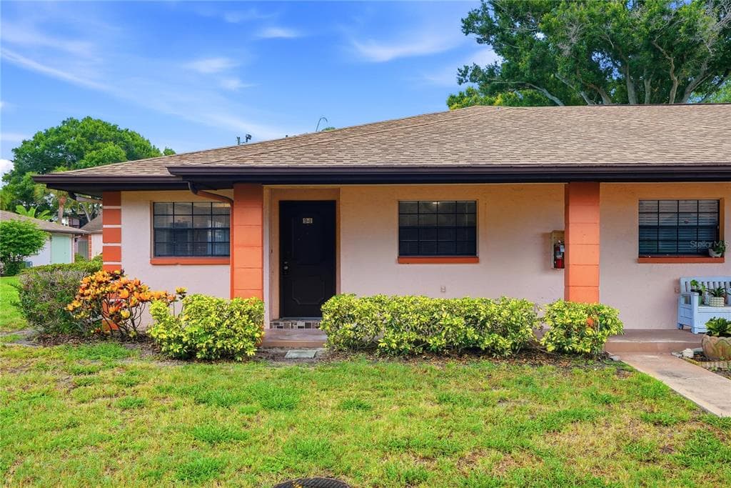 13250 RIDGE ROAD UNIT 9-1 LARGO, FL 33778