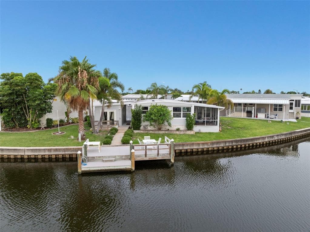 7162 MOUNT ARLINGTON DRIVE NE UNIT 417 ST PETERSBURG, FL 33702