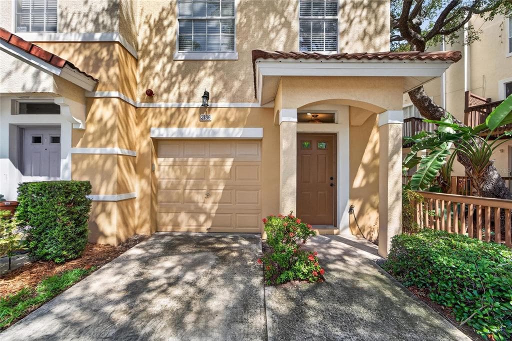 3186 BAYSHORE OAKS DRIVE
