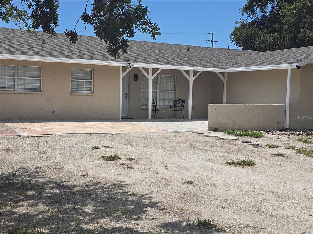 537 MELODY CIRCLE SARASOTA, FL 34237