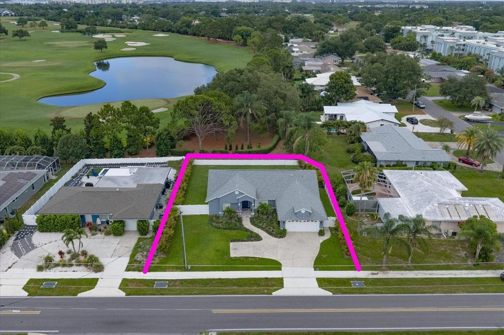 668 MEHLENBACHER ROAD BELLEAIR, FL 33756