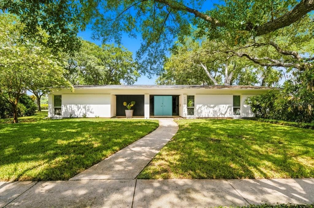 10502 SAGO ROAD TAMPA, FL 33618