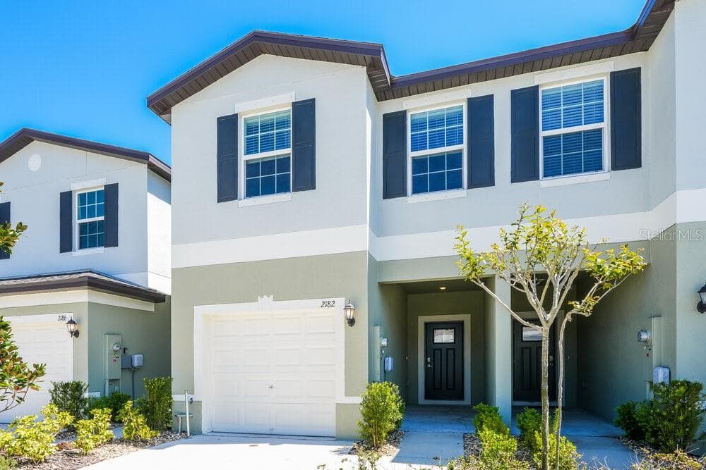 2182 AZURE VIEW WAY LUTZ, FL 33558